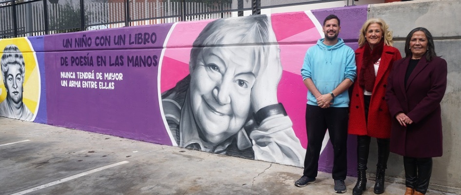 Mural de Gloria Fuertes 8M2024