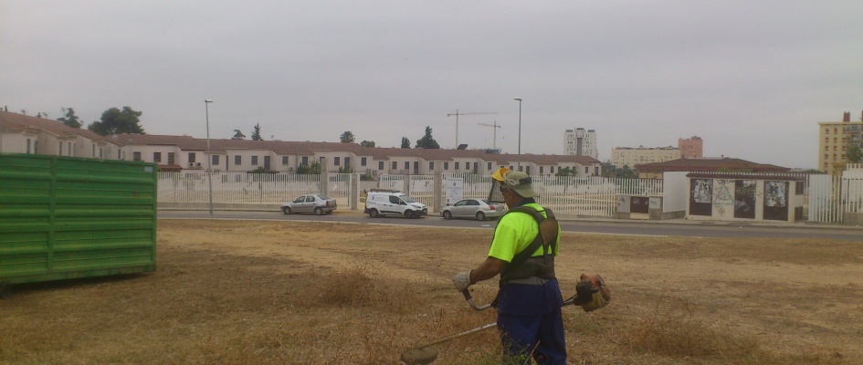 rastrojos calle cañada de los negreros - parque del parlamento de andalucia
